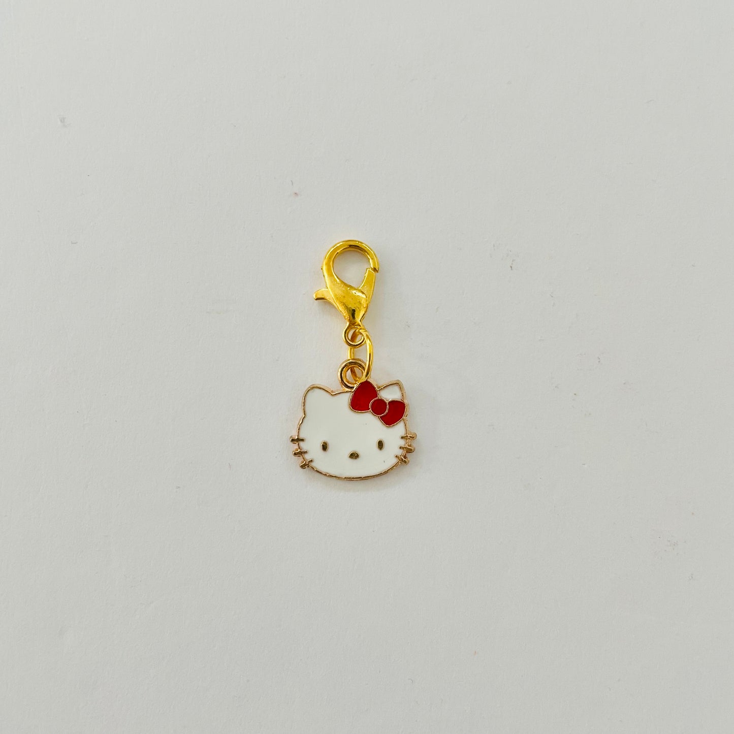 Hello Kitty with Bow Zipper Charm