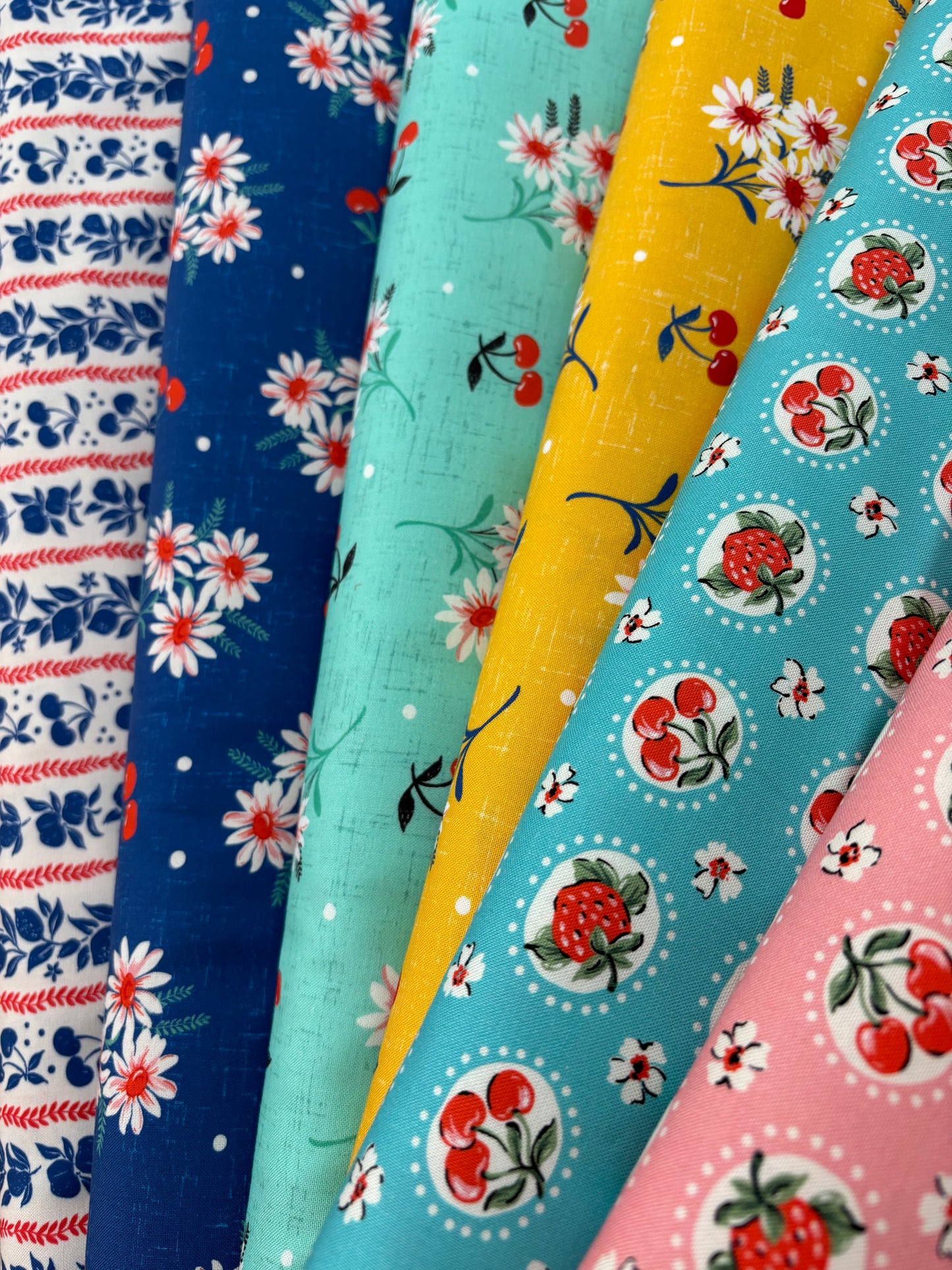 Julia - Cherry Daisy Floral in Robin’s Egg