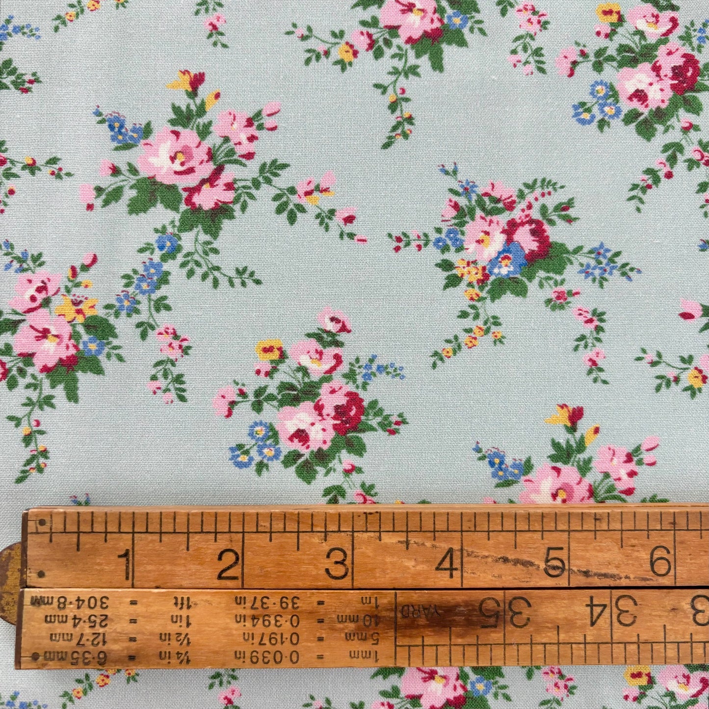 Ruby's Coverlet - Flora