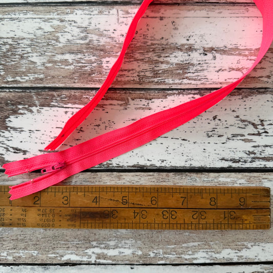 Neon Zipper - Pink - 22” YKK