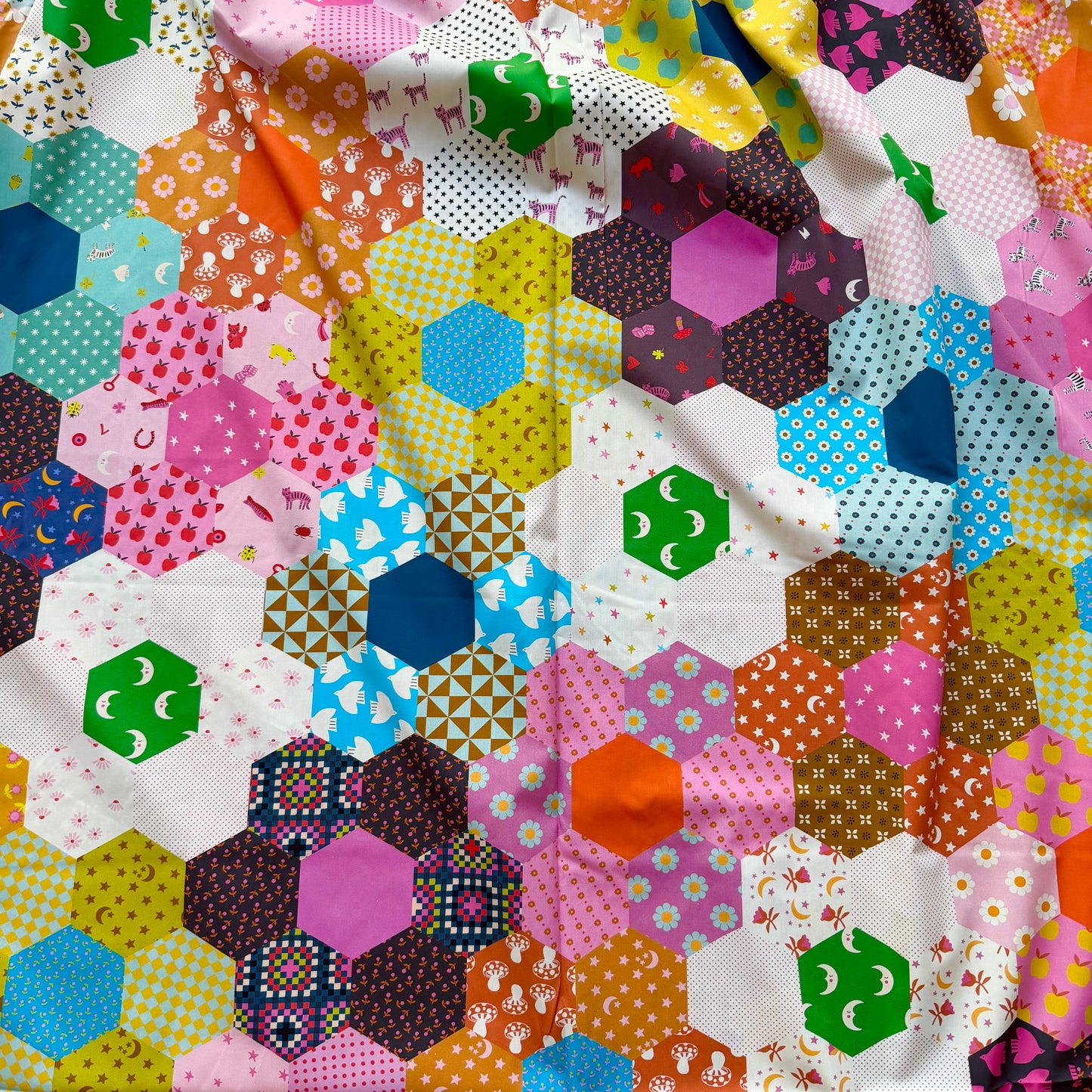 Catnap - Wideback Hexagon in Posy -  - Ruby Star Society