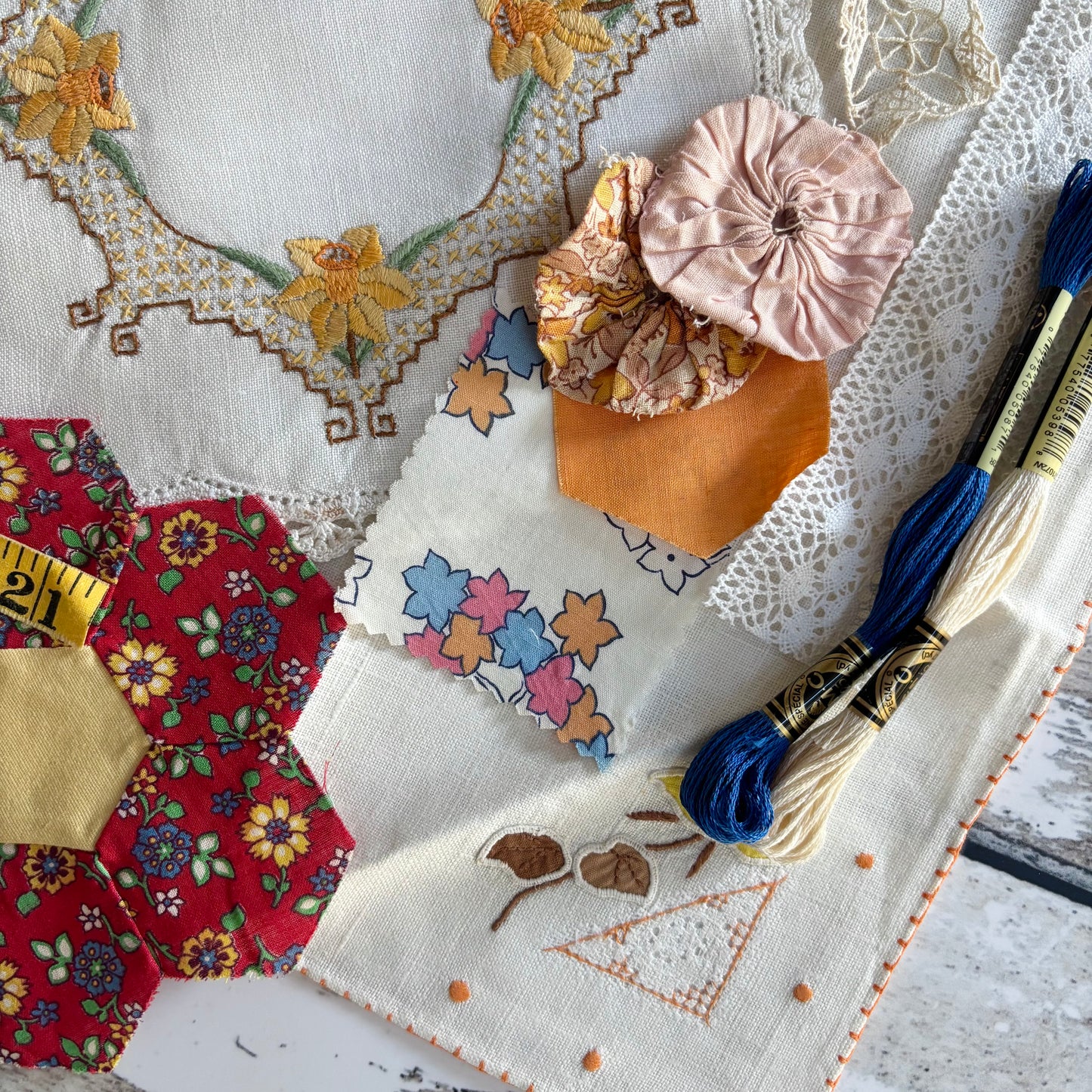 Vintage Textiles Lovers Bundle (L)