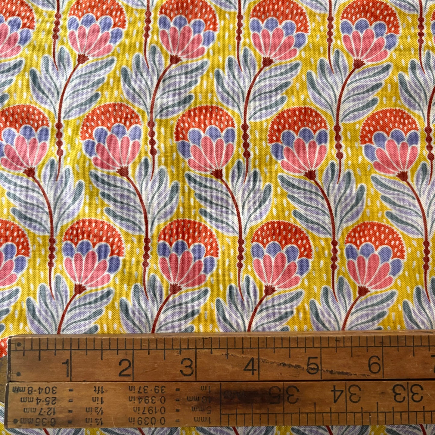 Anna Maria - Shooting Star - Bouncy Blooms - Lush Saffron