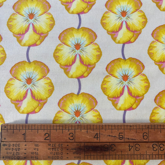 Anna Maria Parry - Iconic - Pansy - Vintage in Muted