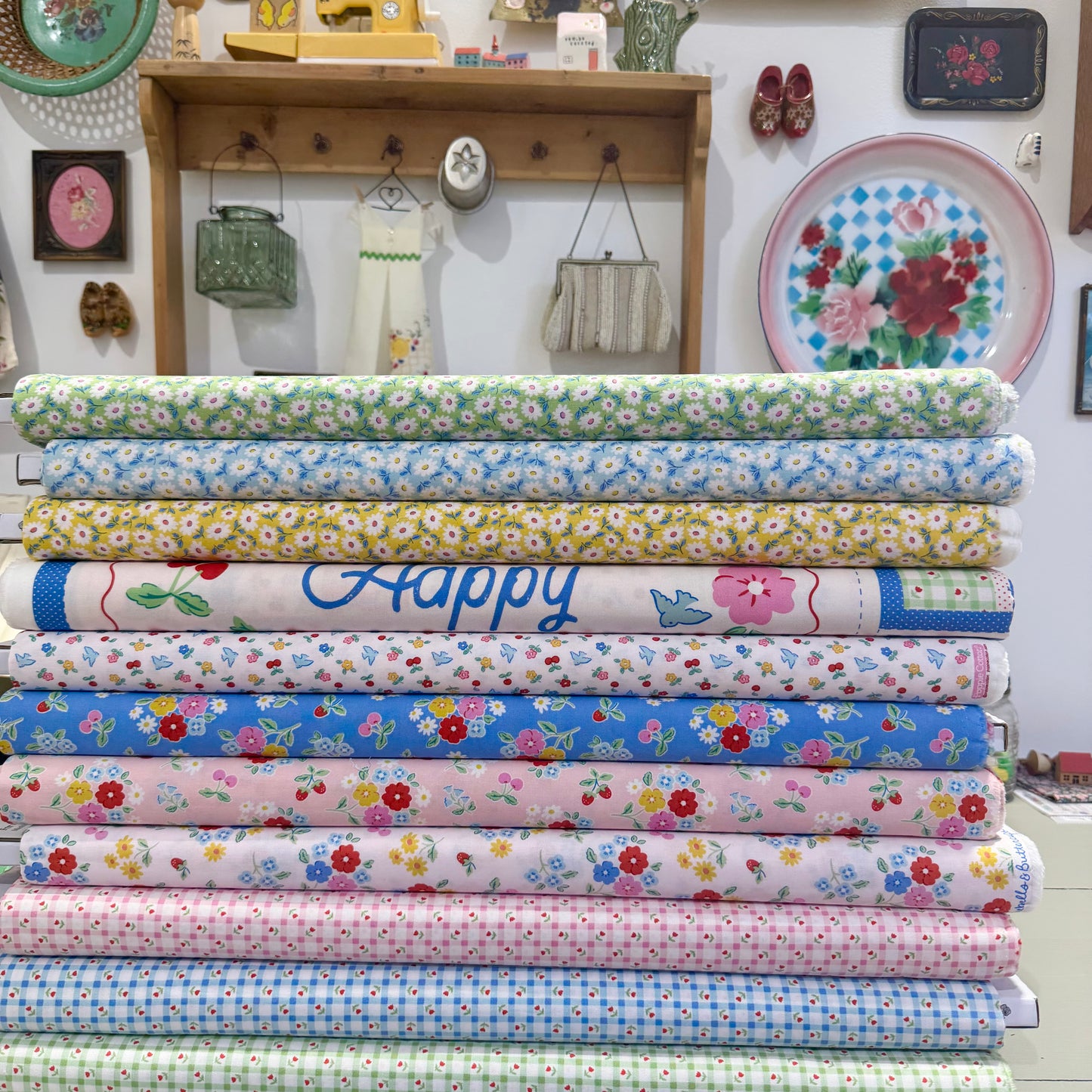 Sugar Daisy in Mint - Bluebells & Buttercups by Poppie Cotton
