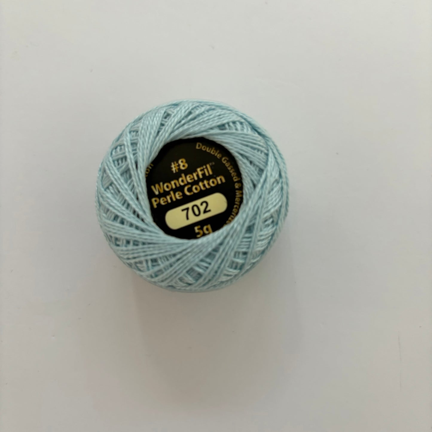 Wonderfil Perle 8 Thread - Spring Rain 702