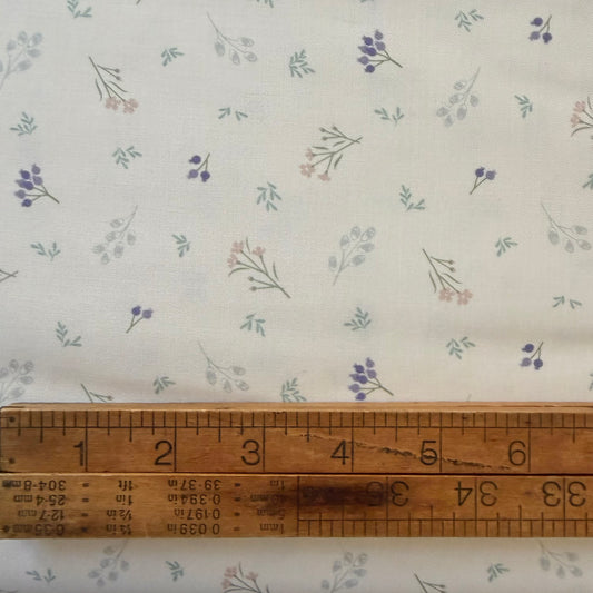 Sky Garden - Scattered Sprig in Cream