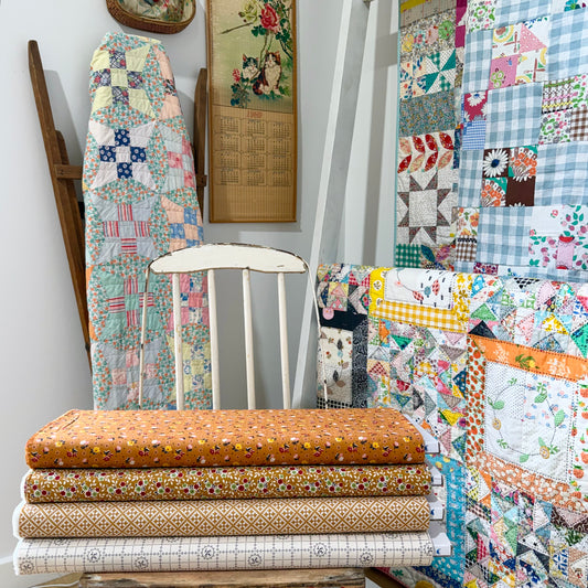 Gentler Times - Delicate in Raisin - Riley Blake