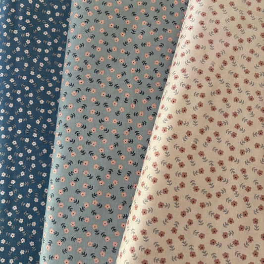 Cozy Bébé Flowers in Cream - Riley Blake