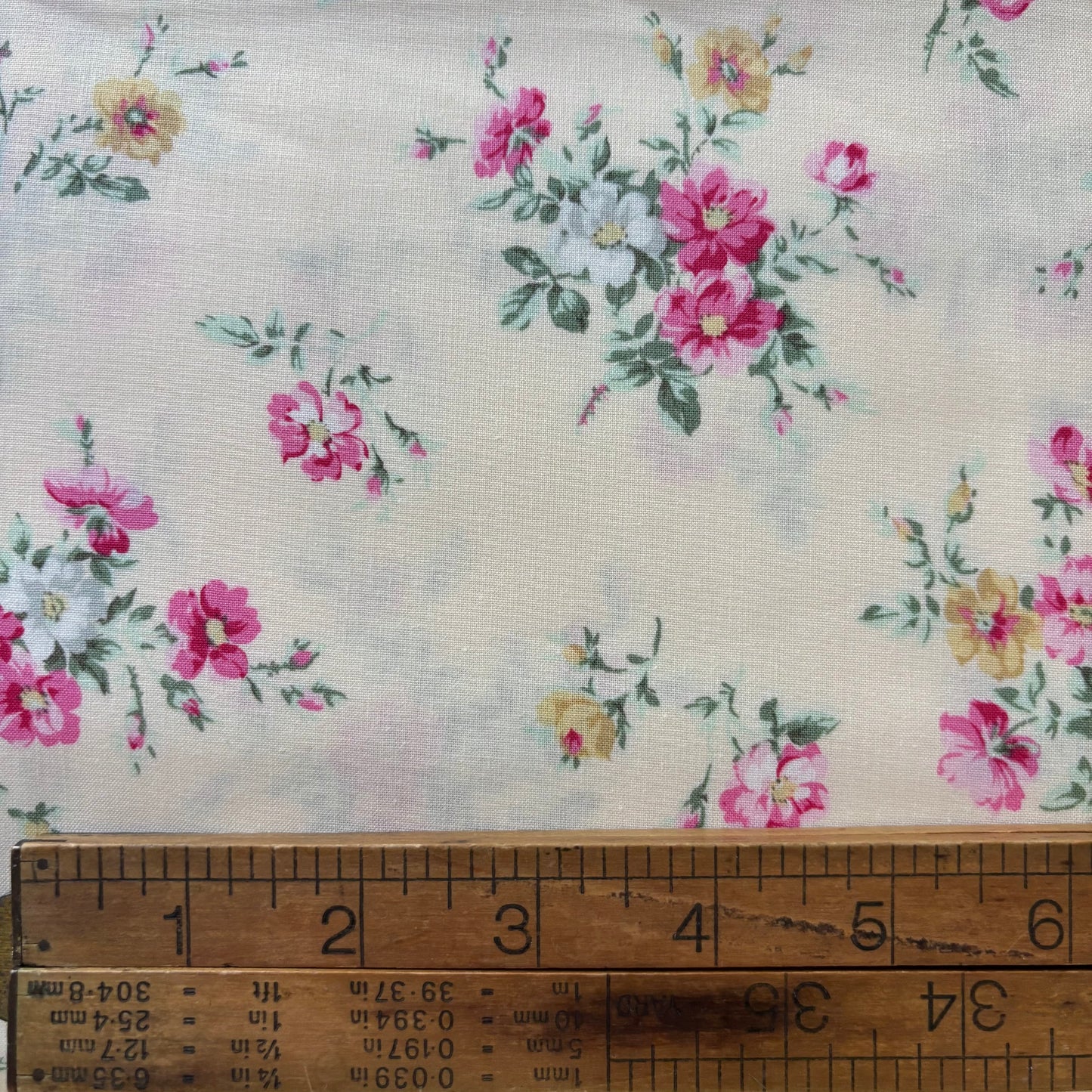YUWA - Pink Roses on Yellow Cream
