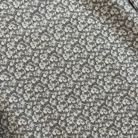 Sewing Basket by Laundry Basket Quilts - Aster - Onyx