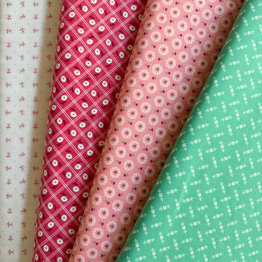 Berry & Sage - Blooms Latte - Riley Blake