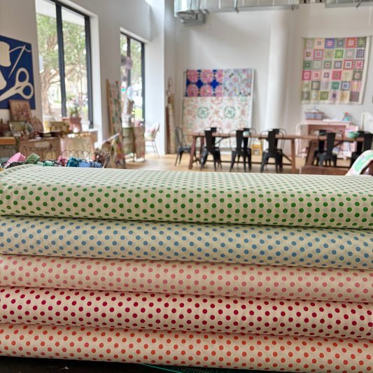 Happy Sweet Collection - Medium Green Spot on Cream