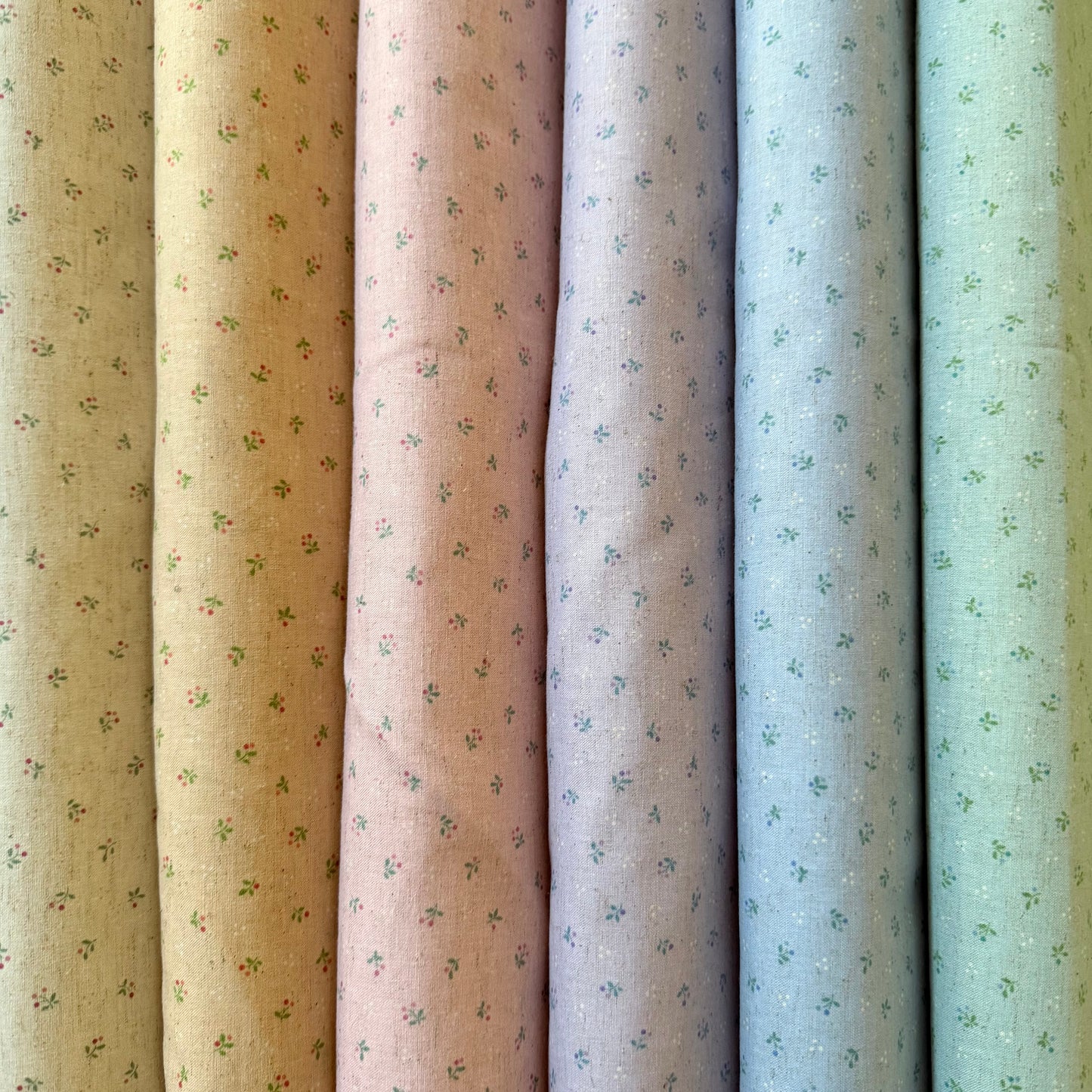 Tiny Floral Lilac - Japanese Cotton / Linen Printed Sheeting
