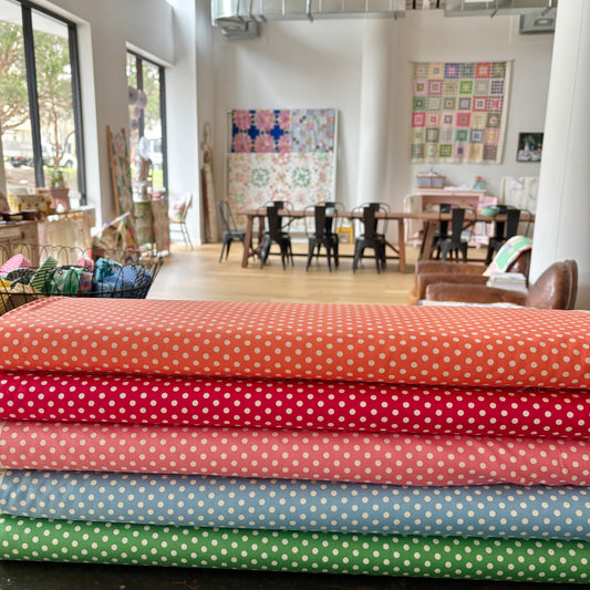 Happy Sweet Collection - Medium Cream Spot on Green