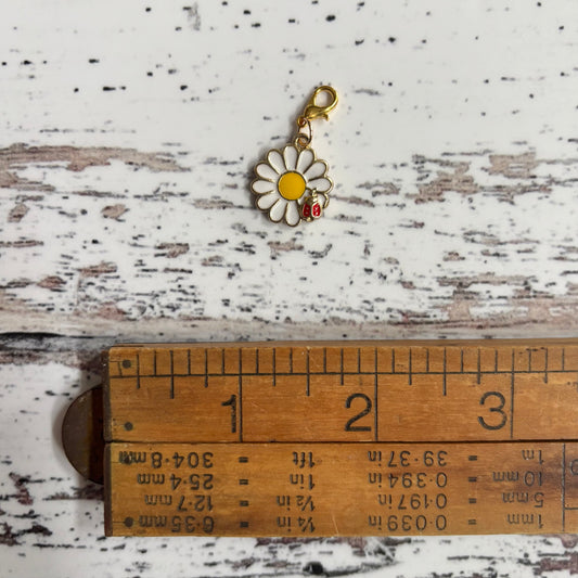 White Flower with Ladybird Zipper Charm