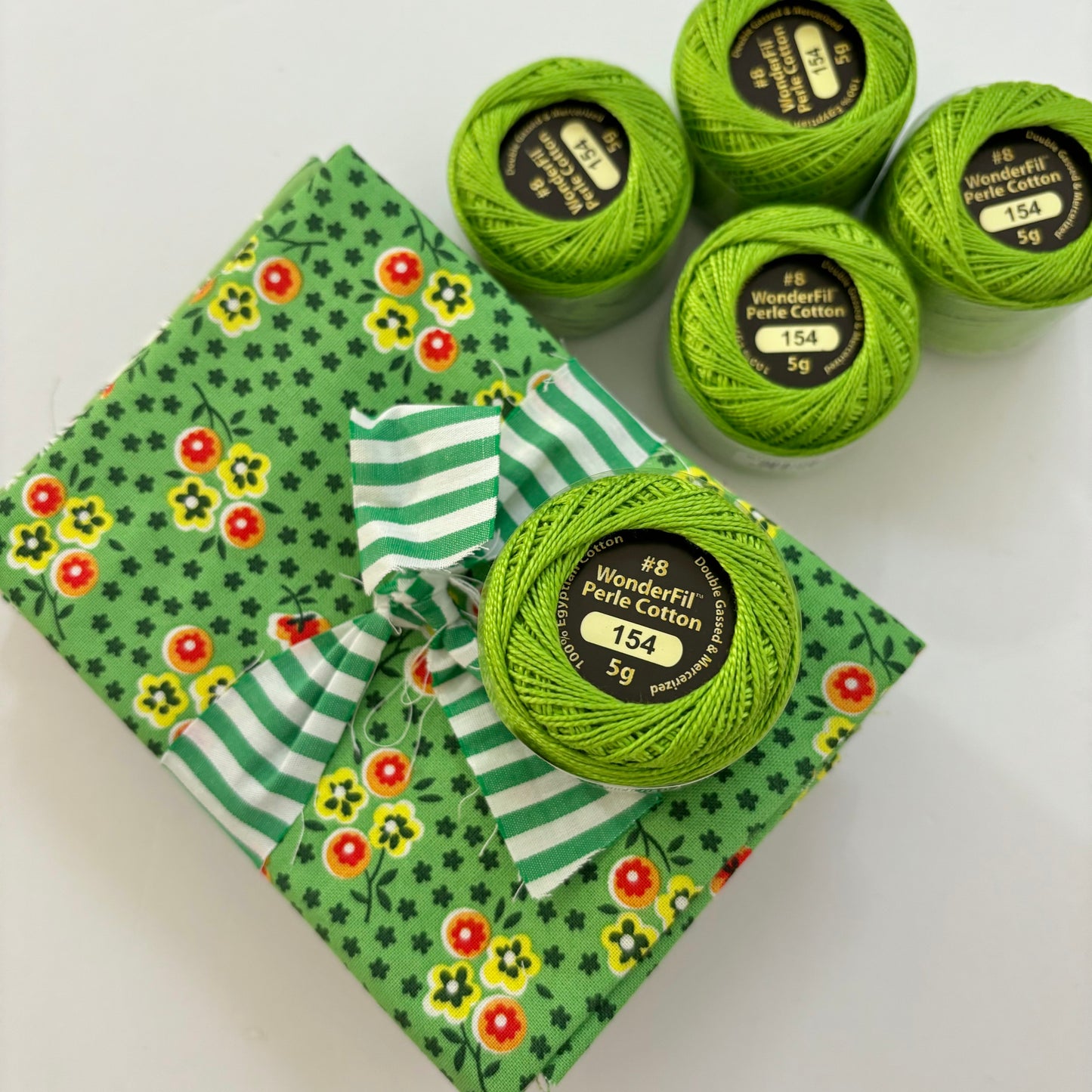 Wonderfil Perle 8 Thread - Granny Smith EZ154