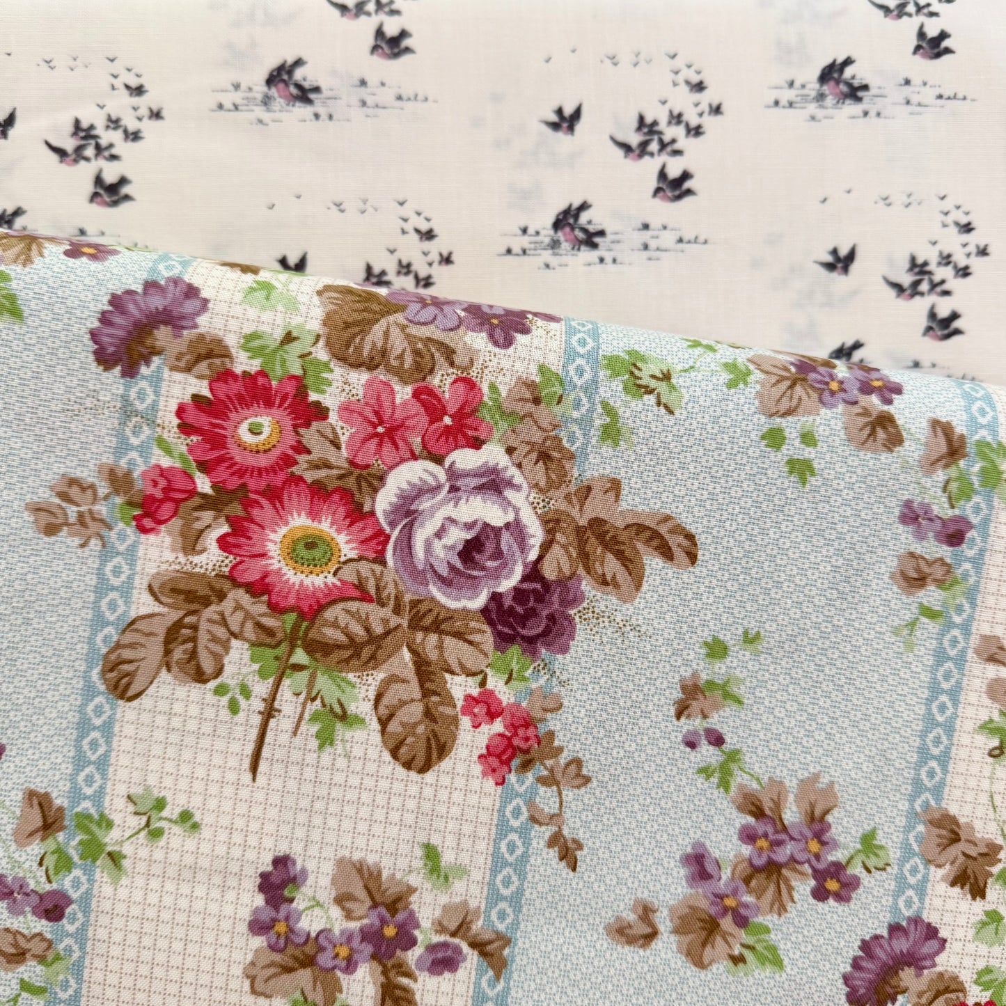 Flying Birds in Grain - Ayla by Max and Louise for Andover