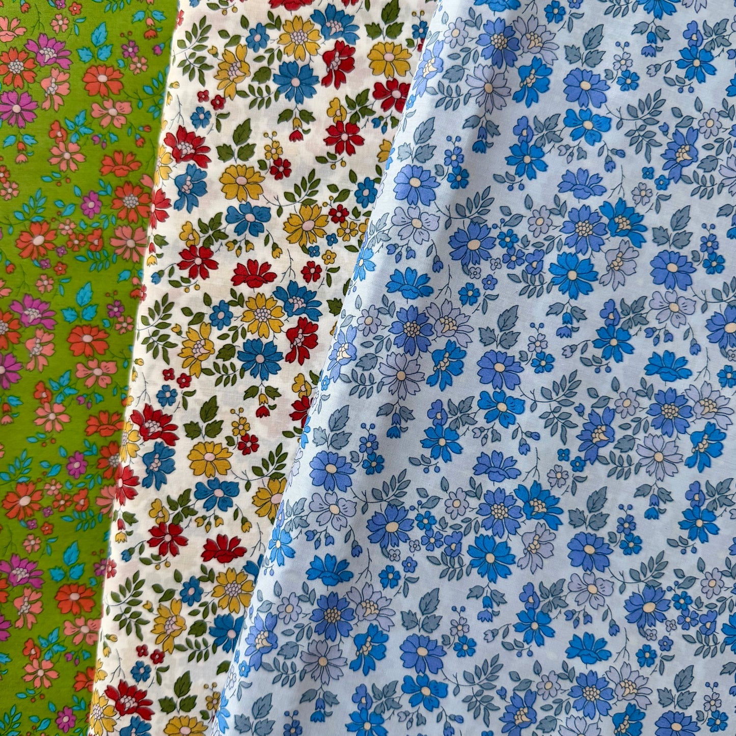 Bespoke Liberty Tana Lawn - Green Capel Floret 036375536X