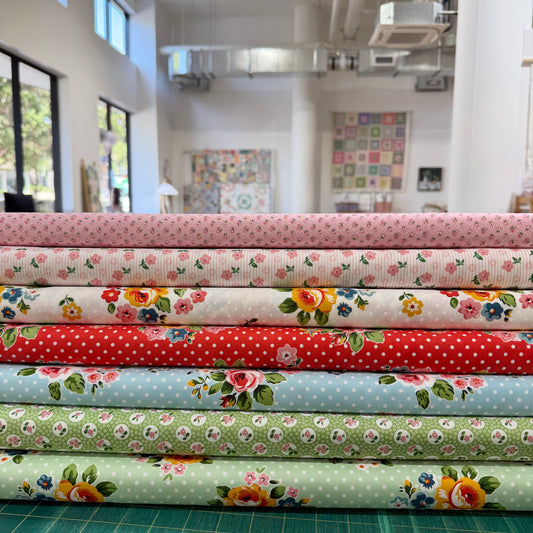 Flower Market - Market Bouquet in White