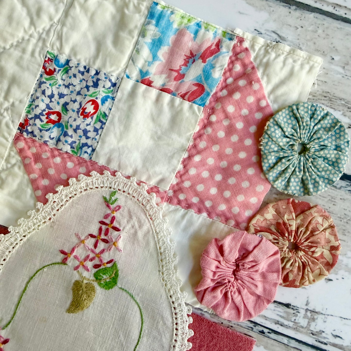 Vintage Quilt Needlebook Kit (3)
