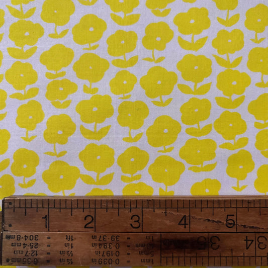 Ruby and Bee Blenders - Puffy Daisy in Vanilla Custard