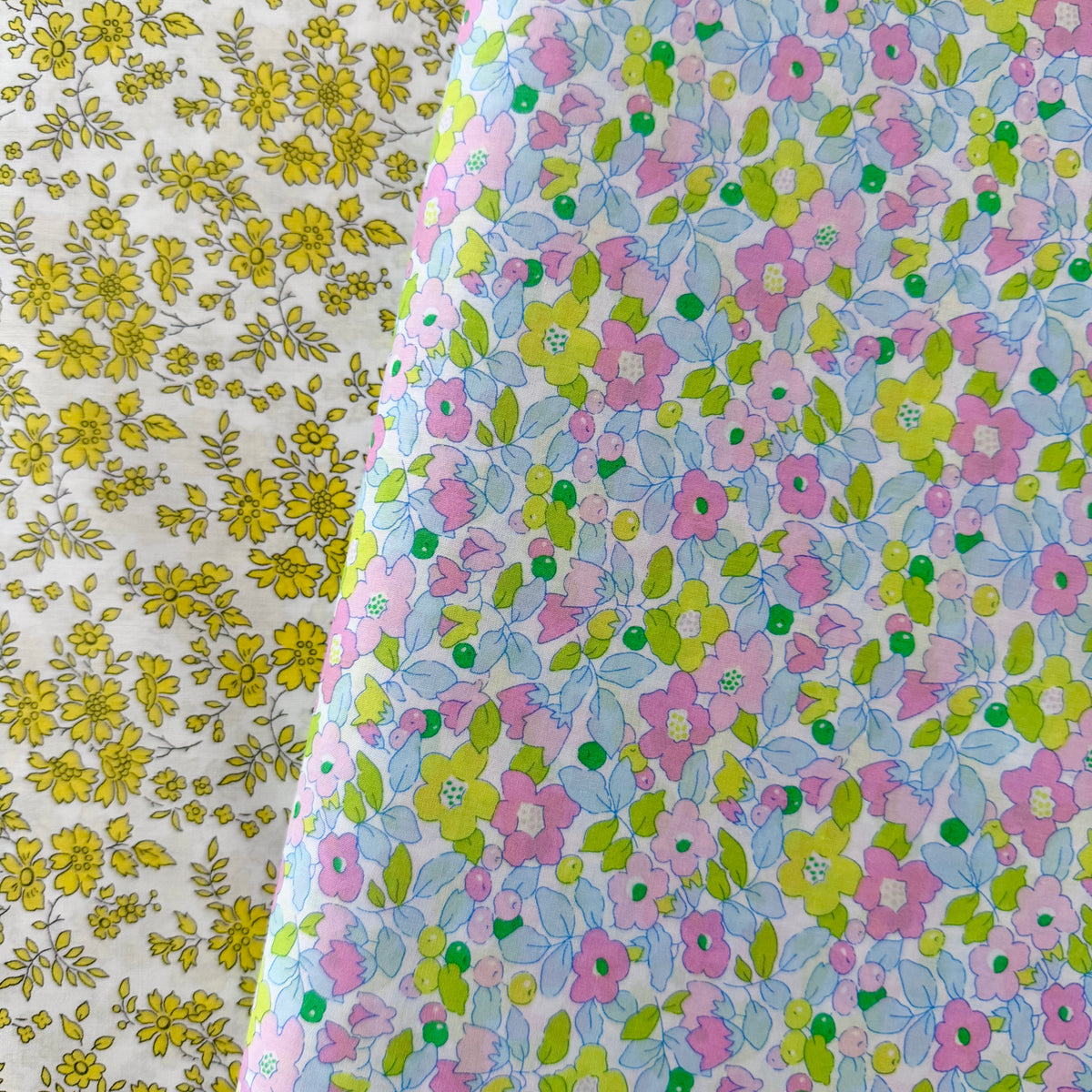Liberty Tana Lawn - Betsy Berry 036373539X