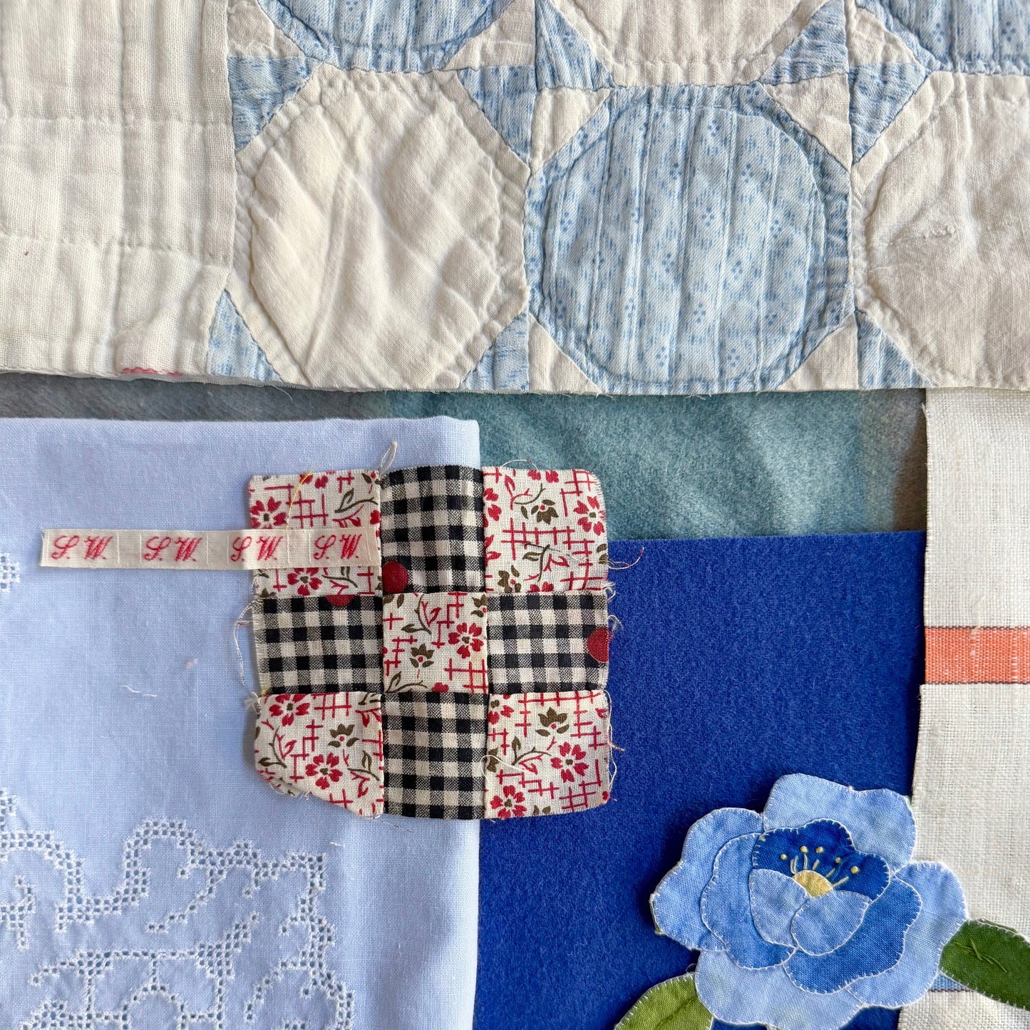 Vintage Quilt Needlebook Kit (5)