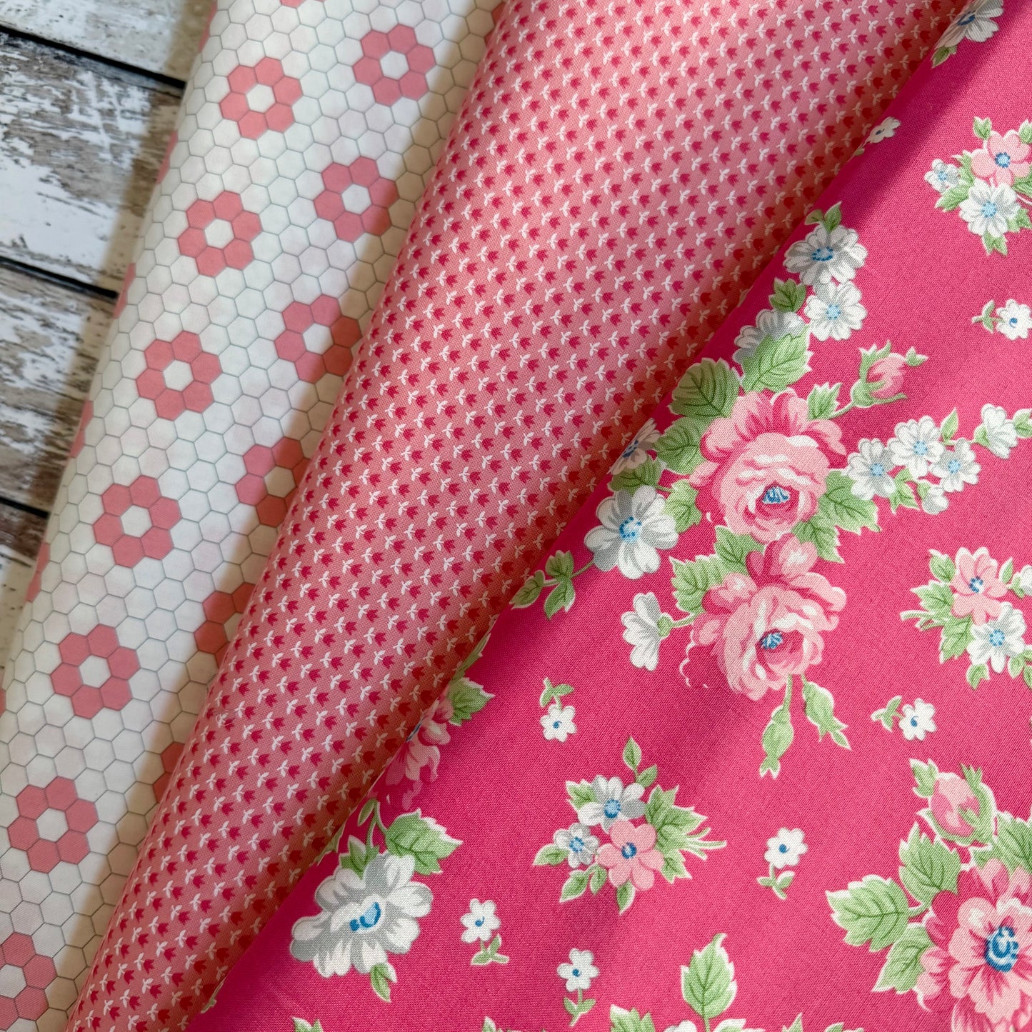 Blooming Florals in Dark Pink - A Cat Named Stitch - Moda