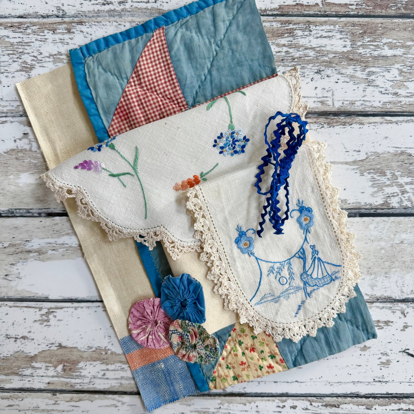 Vintage Needlebook Kit (I)