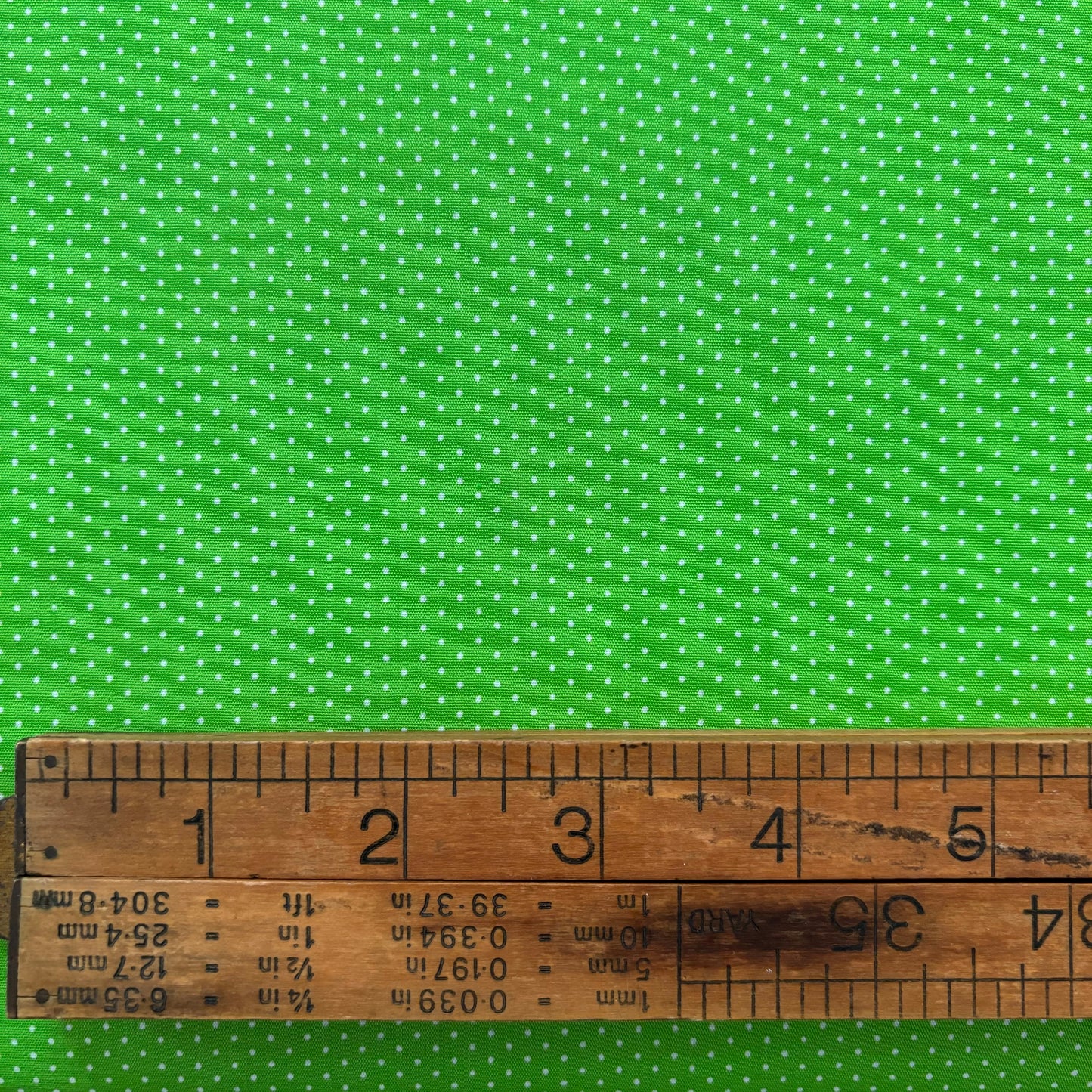 Japanese - Pin Dot on Lime