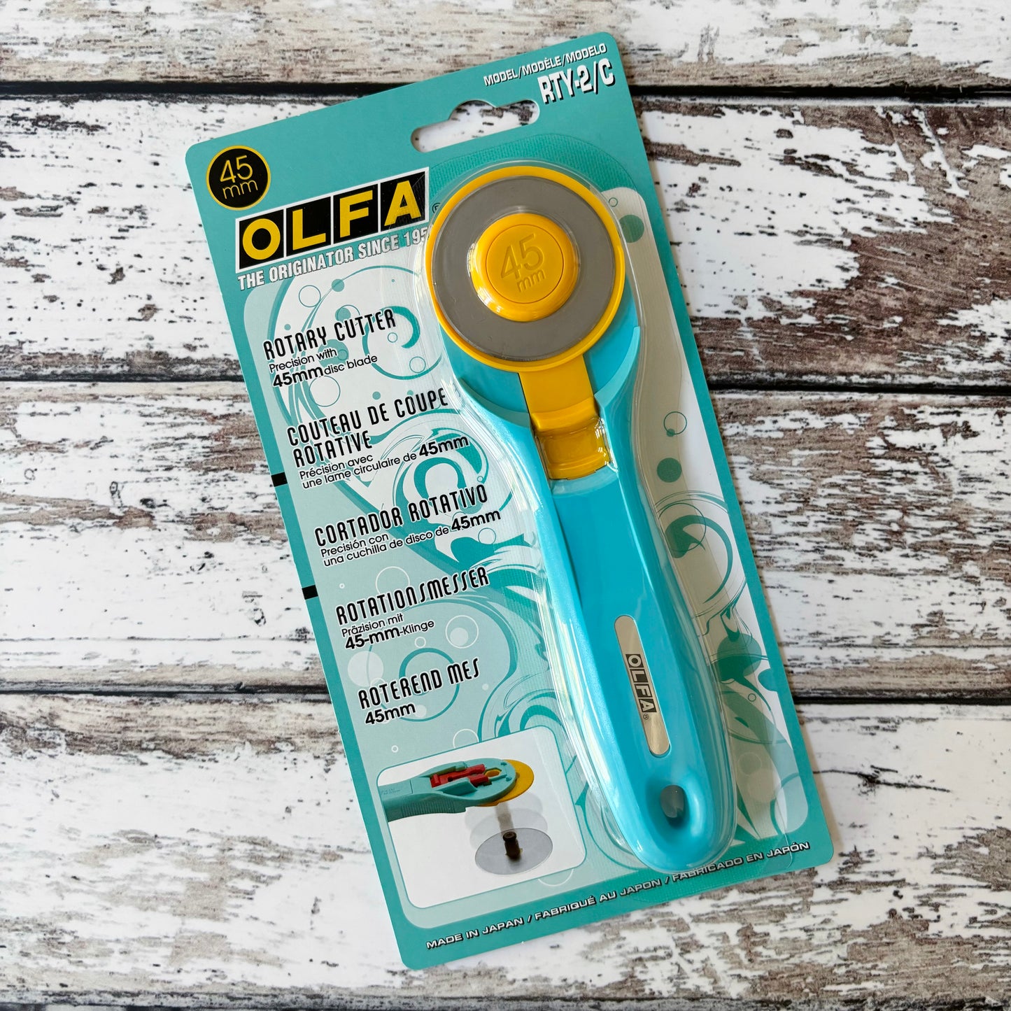 Olfa Rotary Cutter - Aqua