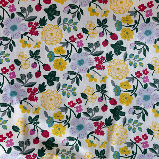 Sopo Retro Print with Strawberries