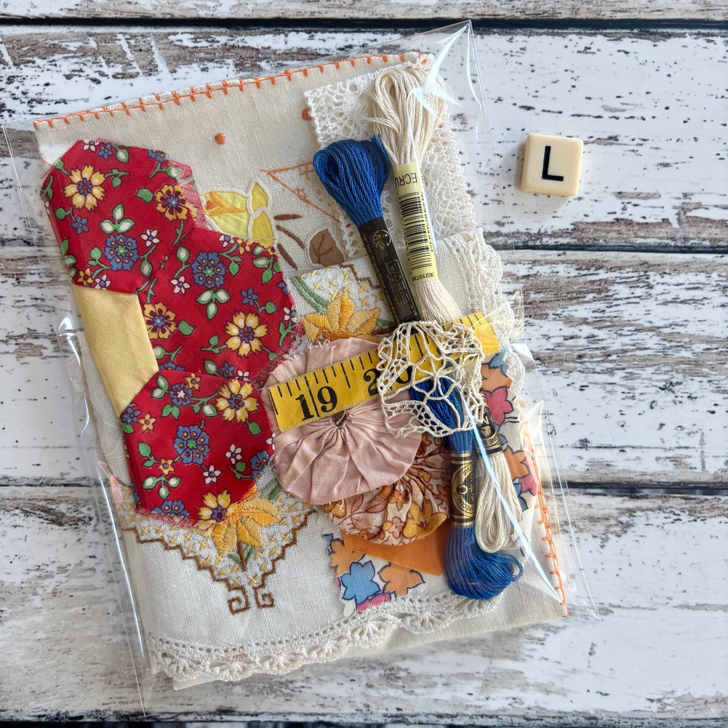 Vintage Textiles Lovers Bundle (L)