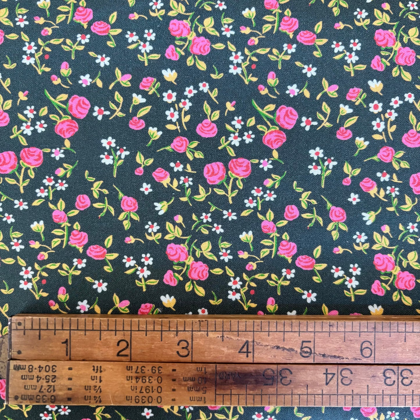 Heather Ross By Hand - Mousy Floral - Pasture