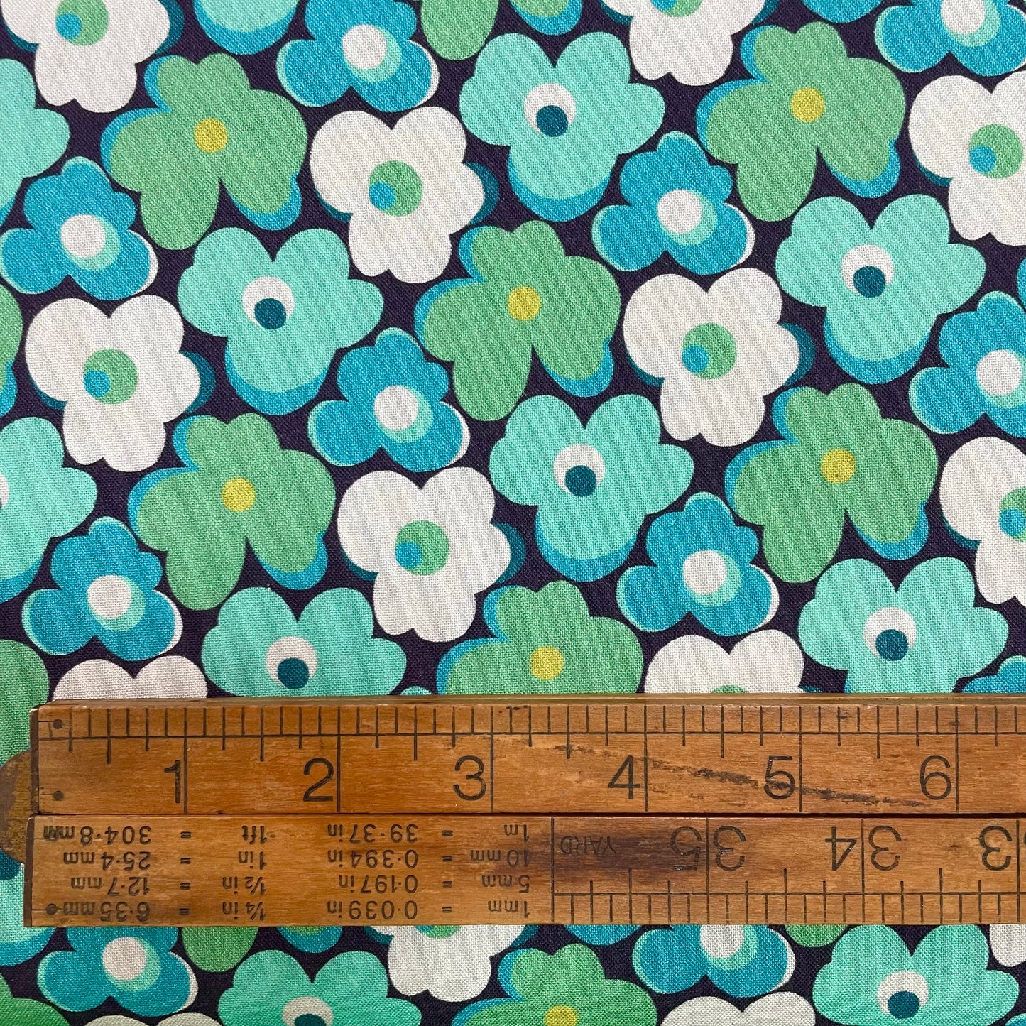 Flower Bump - Teal - Eden (Sally Kelly)