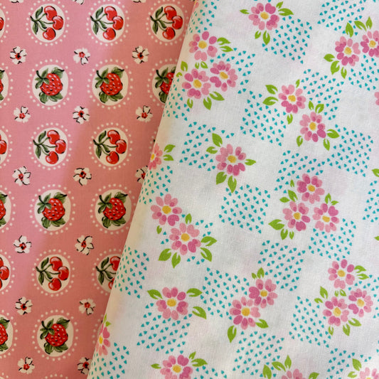 Shortcake Novelty in Carnation - Julia by Moda