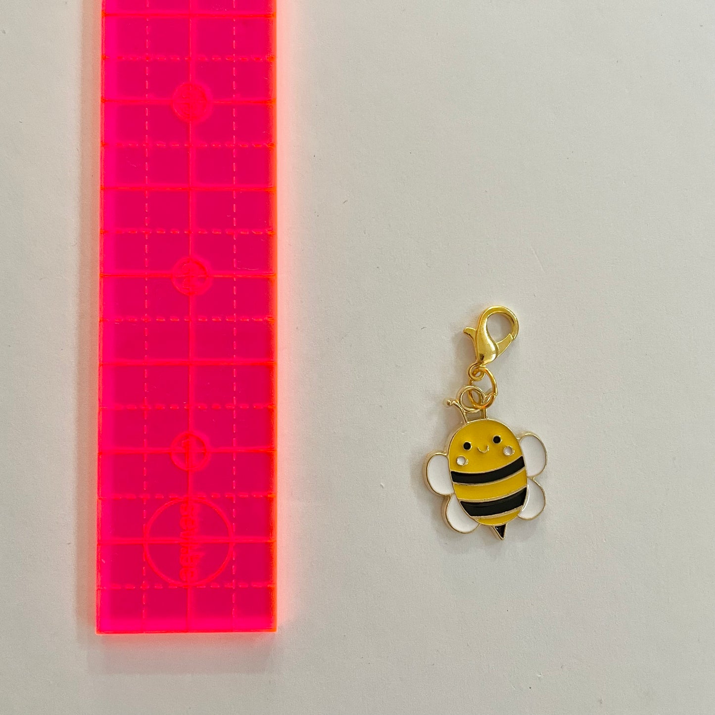 Bee Zipper Charm