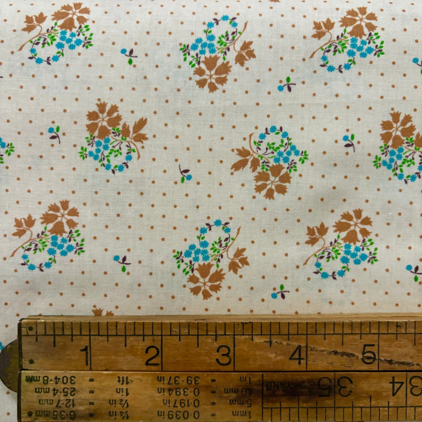 Handworks Lawn - Brown Floral