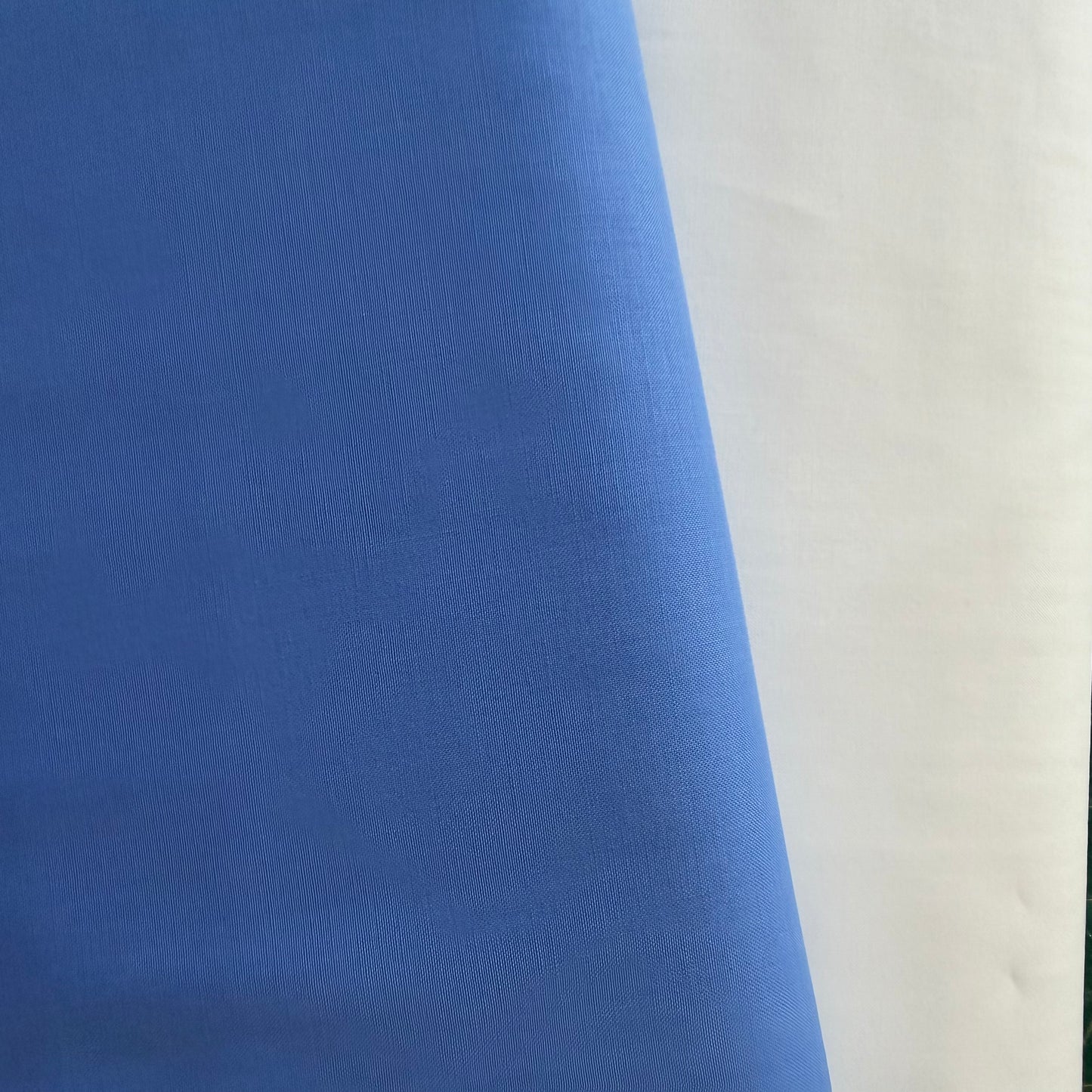 Moda Bella Solids - Blue Jay M9900-475