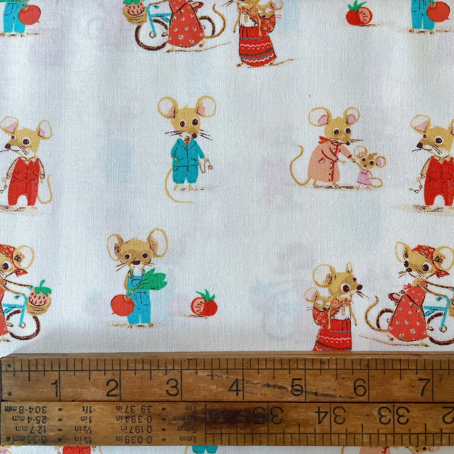 Country Mouse by Heather Ross - Country Mouse - Cream