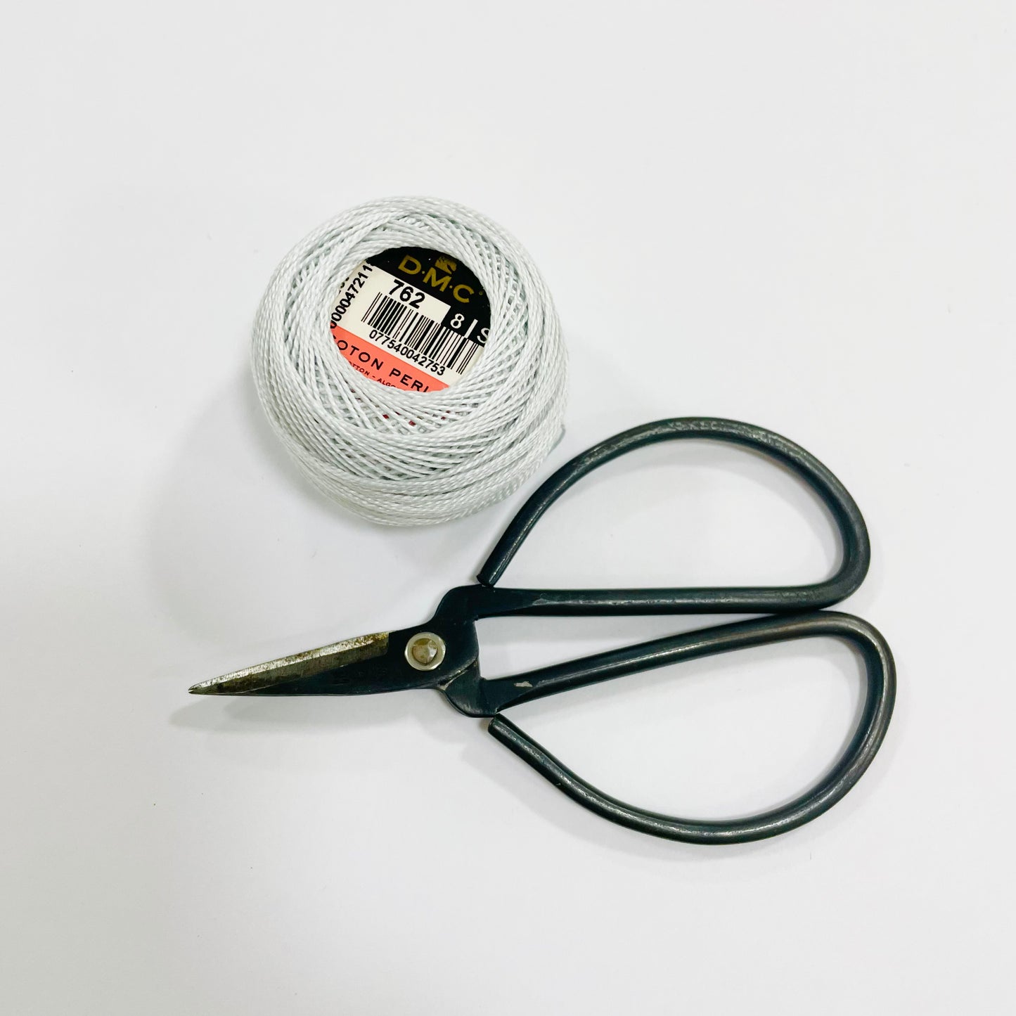 DMC Perle 8 Thread - Very Light Pearl Gray (762)