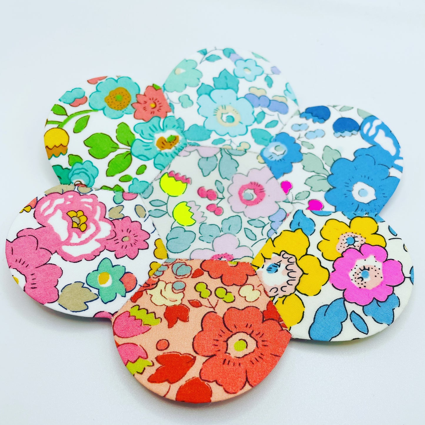 1” Hexagon Flower Papers - Sue Daley Designs