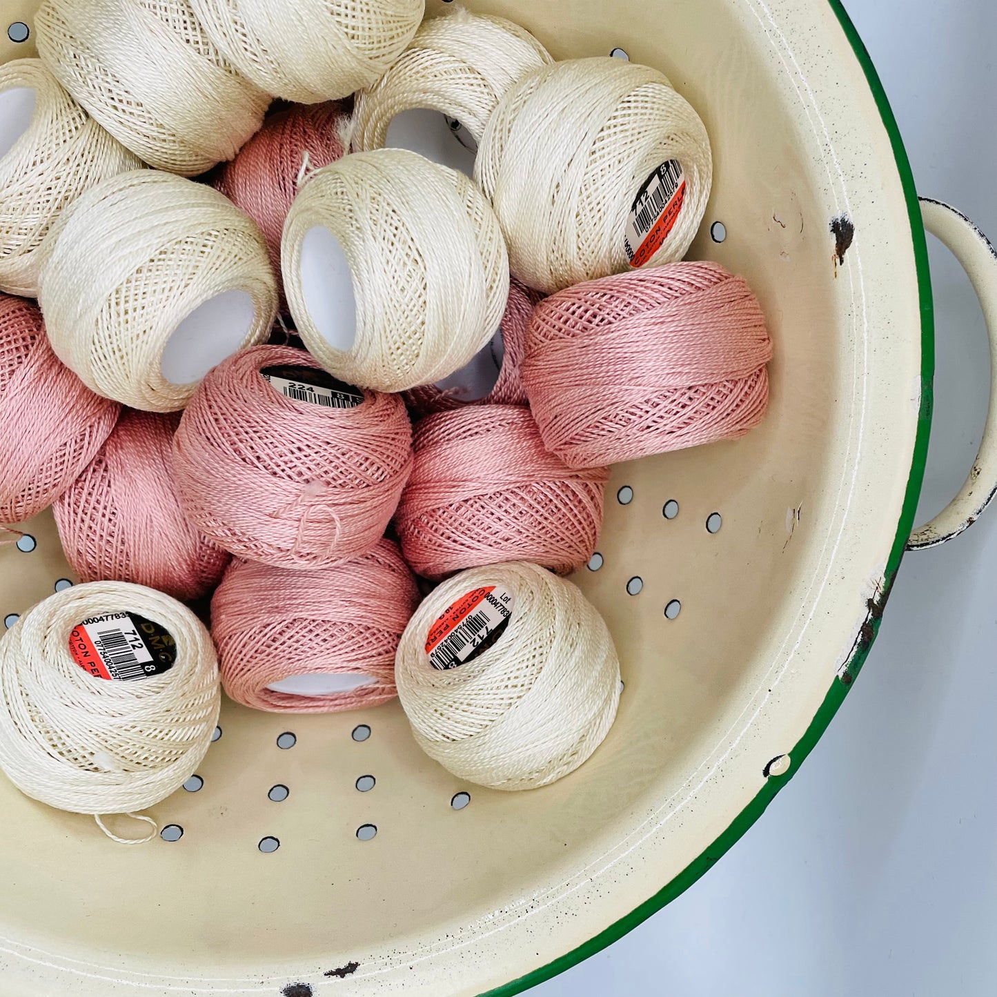 DMC Perle 8 Thread - Ecru (712)