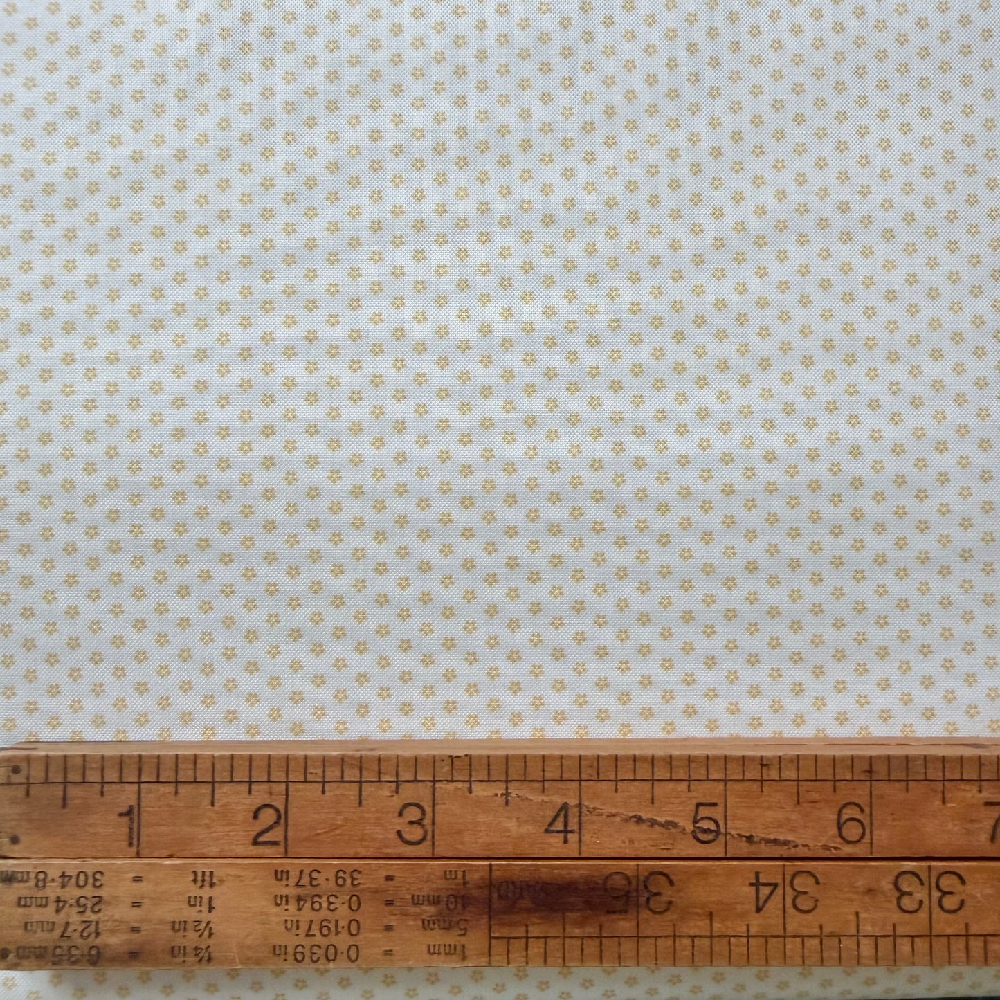 Aunt Grace Goes Scrappy by Judie Rothermel for Marcus Fabrics - Mini Flowers - Yellow