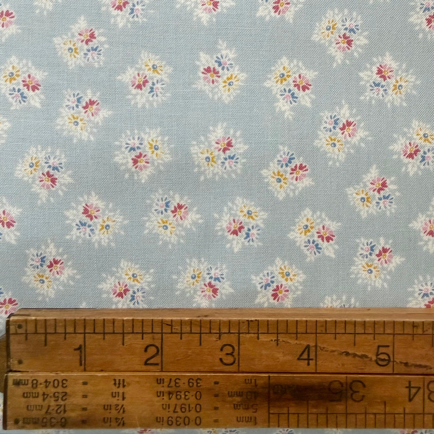 Petit Fleur Posy Blue  - by Makower Uk for Andover
