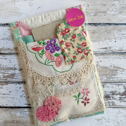 Vintage Quilt Needlebook Kit (2)