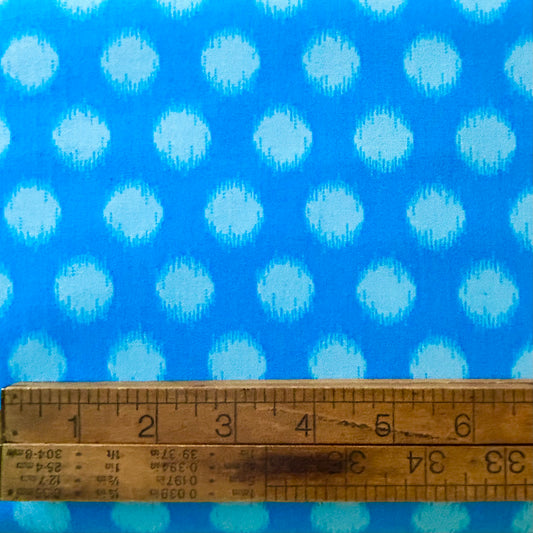 Top Dot in Blue - Pop Sugar