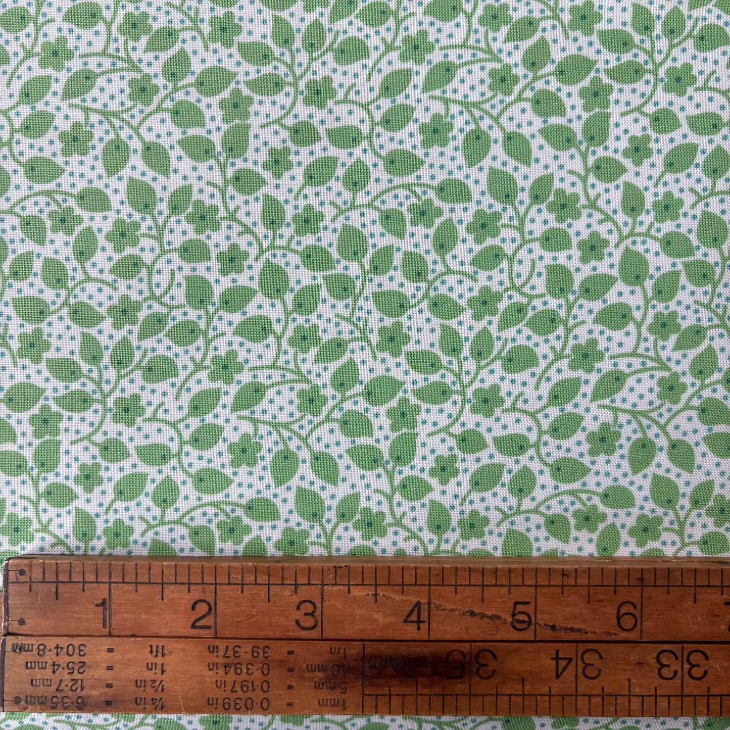 30’s Playtime Green Leaves