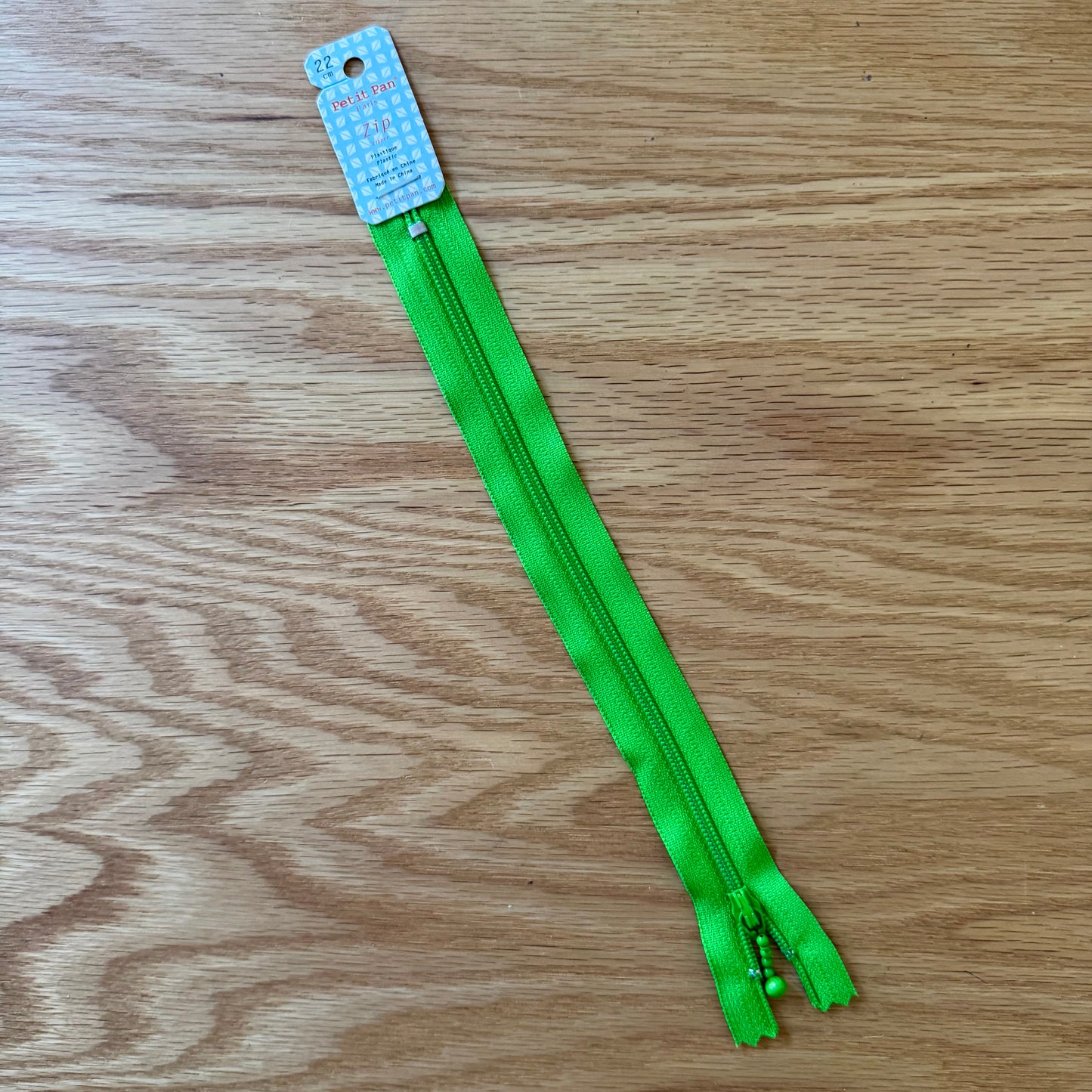 Petit Pan 22 cm Zipper - Apple Green